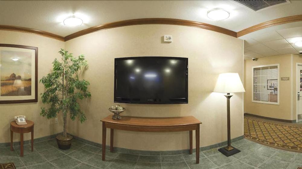 Candlewood Suites Junction City - Ft. Riley By Ihg Eksteriør bilde