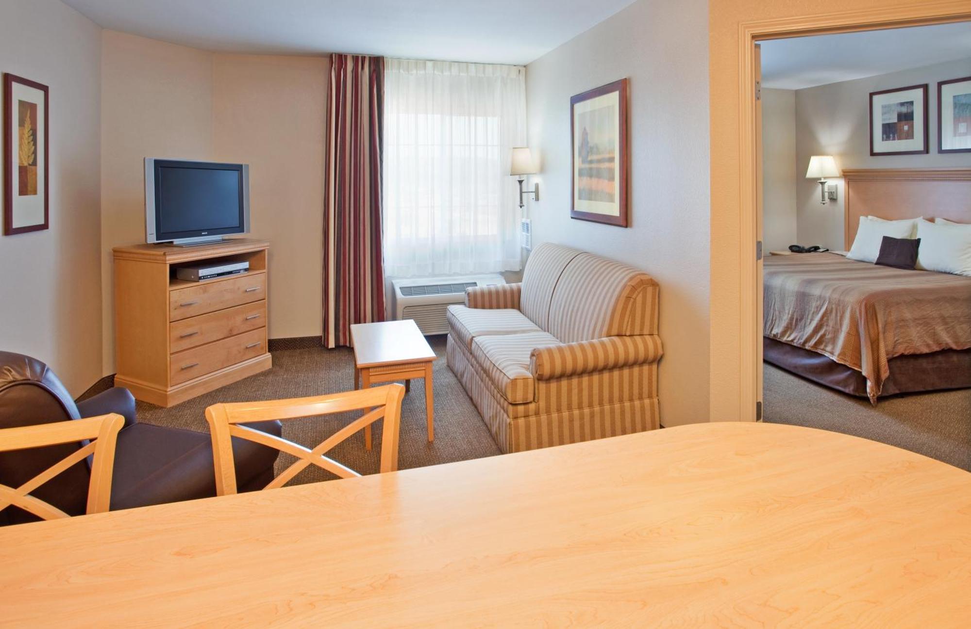 Candlewood Suites Junction City - Ft. Riley By Ihg Eksteriør bilde
