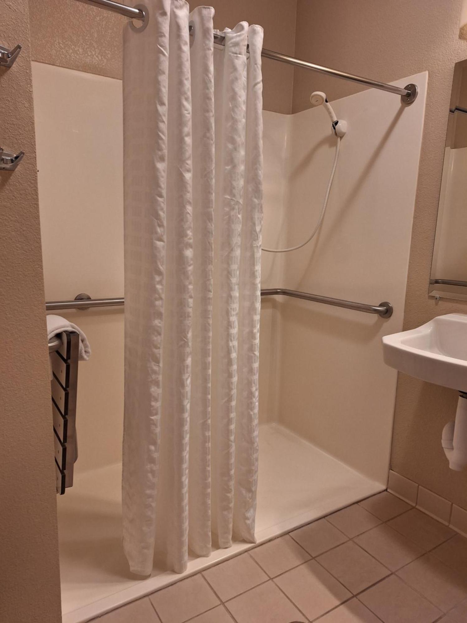 Candlewood Suites Junction City - Ft. Riley By Ihg Eksteriør bilde